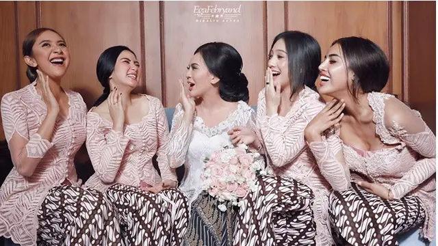 7 Potret Terbaru Anggita Sari, Telah Menikah Diam-diam dengan Pengusaha
