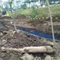 Pipa Pertamina Bocor di Desa Tarisi, Kecamatan Wanareja, Cilacap, Jawa Tengah. (Foto: Liputan6.com/Trantib Kec. Wanareja/Muhamad Ridlo)