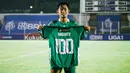Tiga poin yang diraih PSS Sleman atas Barito Putera juga amat berkesan bagi bek kanan PSS Sleman, Bagus Nirwanto. Di laga tersebut ia mencatat penampilan ke-100 bersama Super Elja di partai resmi sejak bergabung pada 7 April 2018. (Bola.com/Maheswara Putra)