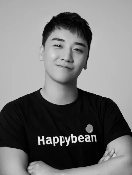 Seungri mempunyai banyak bisnis mulai dari kelab malam sampai restoran ramen. Salah satu bisnis terbesarnya adalah restoran ramen yang bernama Aori Ramen. (Foto: instagram.com/seungriseyo)