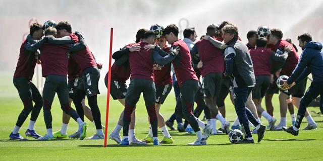 Metode Unik Mikel Arteta: Pemain Arsenal Latihan Pakai Pulpen Jelang Lawan Sporting