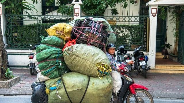Bikin Bengong, 7 Potret Tak Biasa Orang Bawa Kendaraan