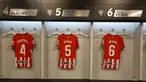 Bola.com berkesempatan mengunjungi markas salah satu klub Liga Spanyol, Athletic Bilbao di Stadion San Mames pada 10 Januari 2024 dan melakukan kegiatan Tur Stadion untuk melihat sejarah klub dan fasilitas terkini di dalam stadion. Jurnalis Bola.com, Yus Mei Sawitri membagikan pengalamannya melakukan Tur Stadion di Stadion San Mames lewat deretan foto berikut ini. (Bola.com/Yus Mei Sawitri)