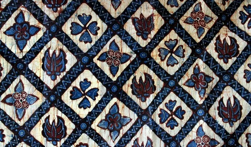 Motif batik Tegal sebagian dikembangkan oleh adik kandung RA Kartini, yakni RA Kardinah. (Liputan6.com/Fajar Eko Nugroho)