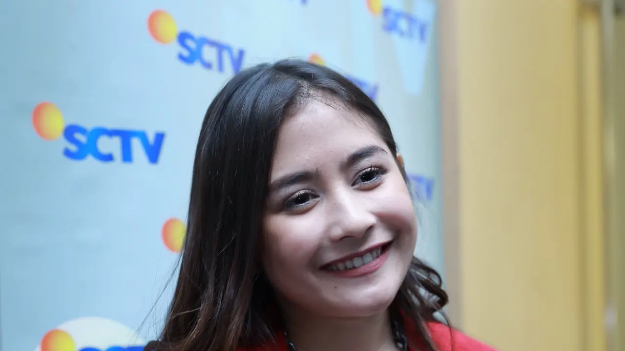 [Bintang] Prilly Latuconsina