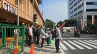 Uji Coba di Stasiun Cikini, Pagar Dibuka dan Pasang Pelican Crossing: Warga Tak Perlu Putar Jauh Lagi