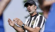Bhayangkara FC Bidik Papan Atas BRI Super League 2026/2027, Oscar Bruzon Yakin Bisa Ulangi Kesuksesan di India