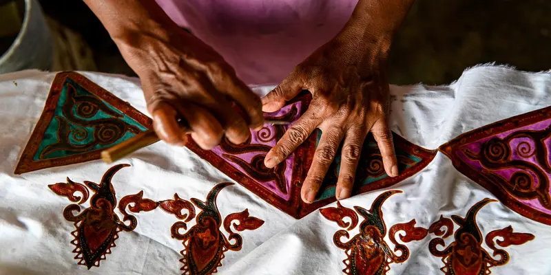 FOTO: Mengintip Proses Pembuatan Batik di Banda Aceh