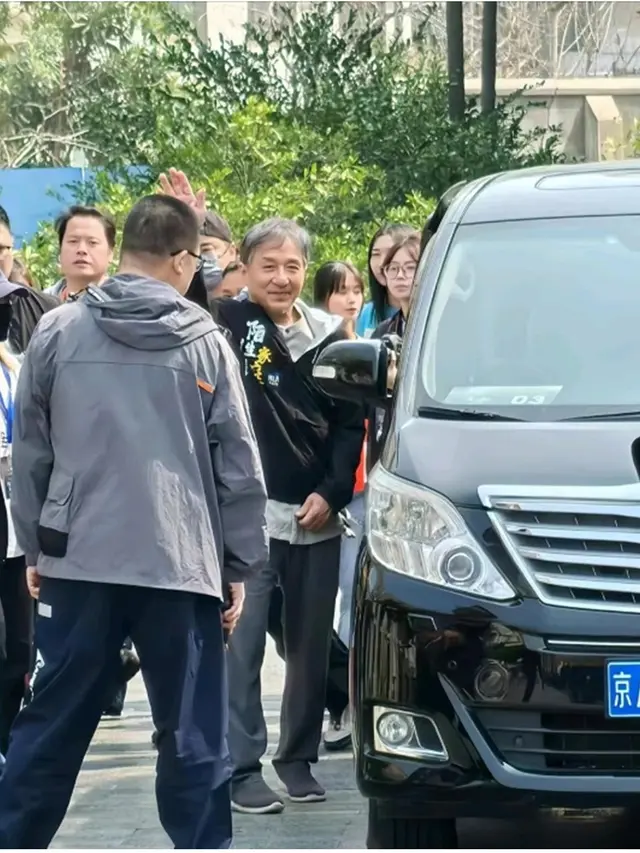 Sinopsis Film Unexpected Family, Genre Komedi Keluarga Terbaru Jackie Chan