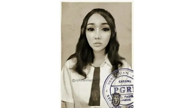 6 Editan Pas Foto Artis Jadi Anak SD Ini Bikin Ketawa Geli