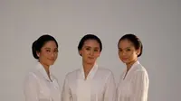 Dian Sastrowardoyo, Ayushita, dan Acha Septriasa di film Kartini. (Instagraam/septriasaacha)