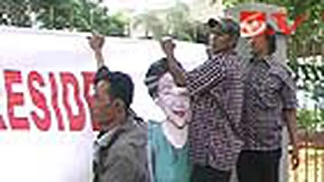 Tim Jokowi Turunkan Spanduk
