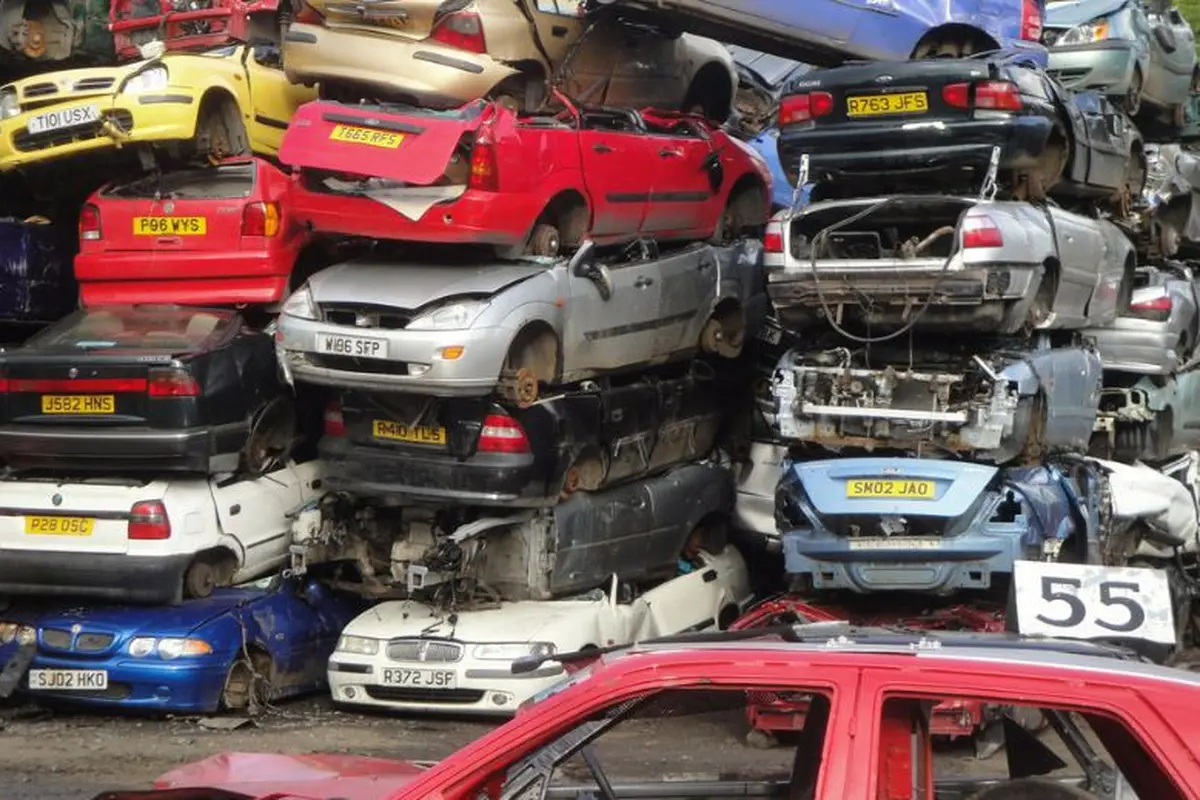 Penghancuran Mobil