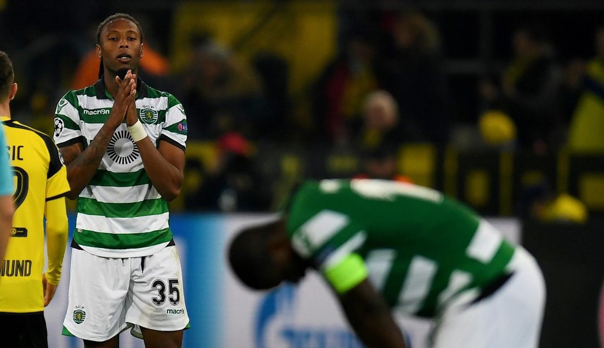 Ekspresi pemain Sporting CP setelah kalah dari Borussia Dortmund dalam laga Grup F Liga Champions di Signal Iduna Park, Rabu (2/11/2016) waktu setempat. (AFP/Patrik Stollarz)