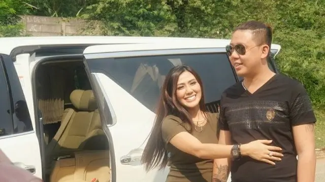 Rey Utami