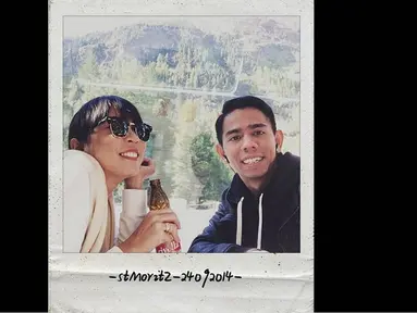 Fitri Tropica dan suaminya, Irvan Hanafi sedang menikmati indahnya bulan madu di Eropa, (13/10/14). (instagram.com/fitrop)