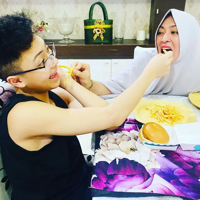 [Fimela] Potret Keanu Massaid