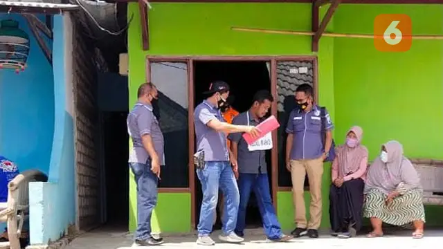 Rekonstruksi di balik kejanggalan tewasnya Durrokhim (23), seorang pria asal Desa Woro, Kecamatan Kragan, Kabupaten Rembang, Jawa Tengah. (Liputan6.com/Ahmad Adirin)