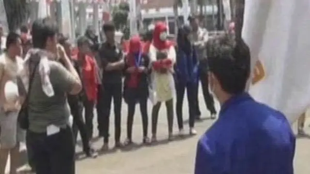 Liputan6 Petang 11-10-2013 | 2 | Mahasiswa Demo Dukung KPK, Ratu Atut diperiksa KPK, Bisnis Dinasti Ratu Atut