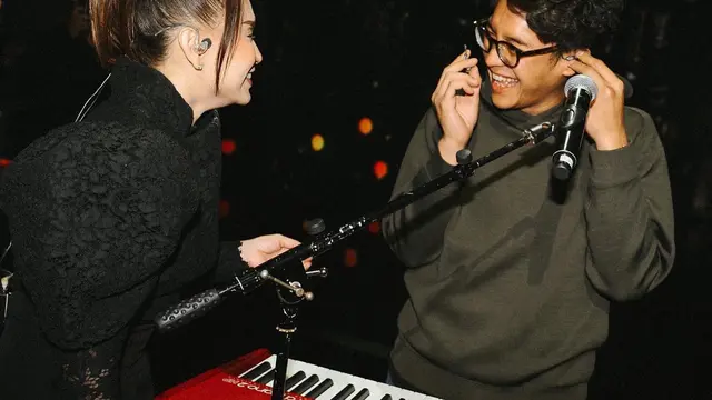 Kolaborasi Bareng Sahabat, Ini 6 Potret Persiapan Rossa Jelang Konser 25 Tahunnya