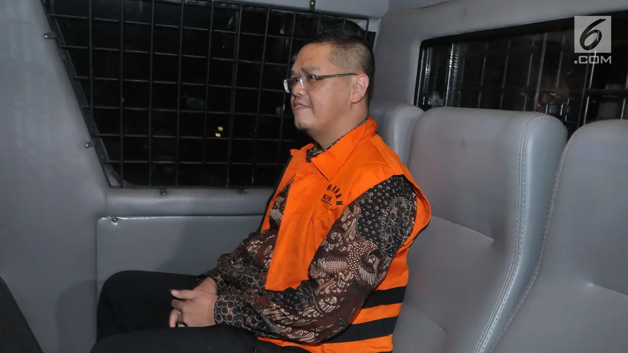Kenakan Rompi Oranye, Yudi Widiana Resmi Jadi Tahanan kpk