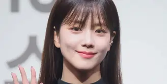 Visual menawan Jisoo BLACKPINK kembali mencuri perhatian saat menghadiri Dior Designer of Dreams Exhibition, sebuah acara bergengsi yang digelar untuk merayakan warisan dan keindahan desain rumah mode Dior. [@actressjisoo24].