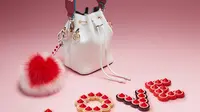 Fendi melansir koleksi terbatas yang bisa jadikan penampilan Anda di hari Valentine nanti makin bergaya. (Foto: Fendi)
