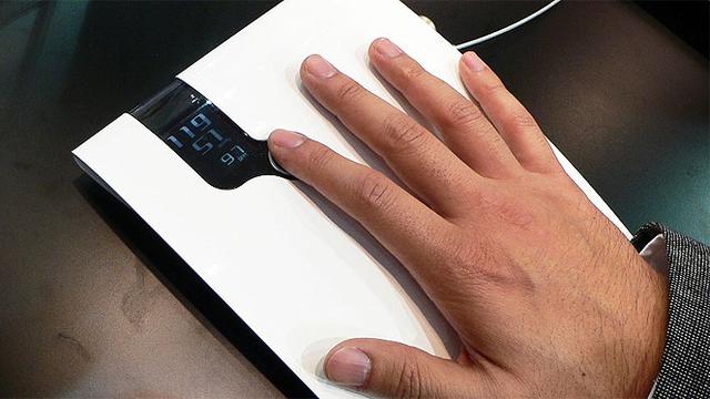 Cukup Tempelkan Jari Alat Ini Bisa Cek Tekanan Darah Tekno Liputan6 Com