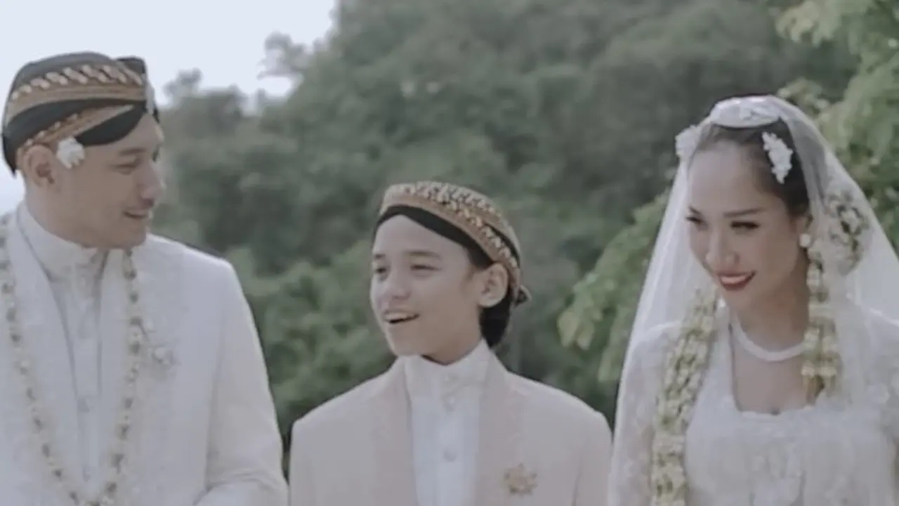 Penampilan Putra Bunga Citra Lestari, Noah Sinclair