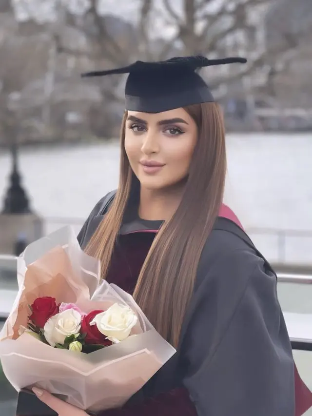 Pesona Putri Dubai yang Baru Menikah di Usia 29 Tahun