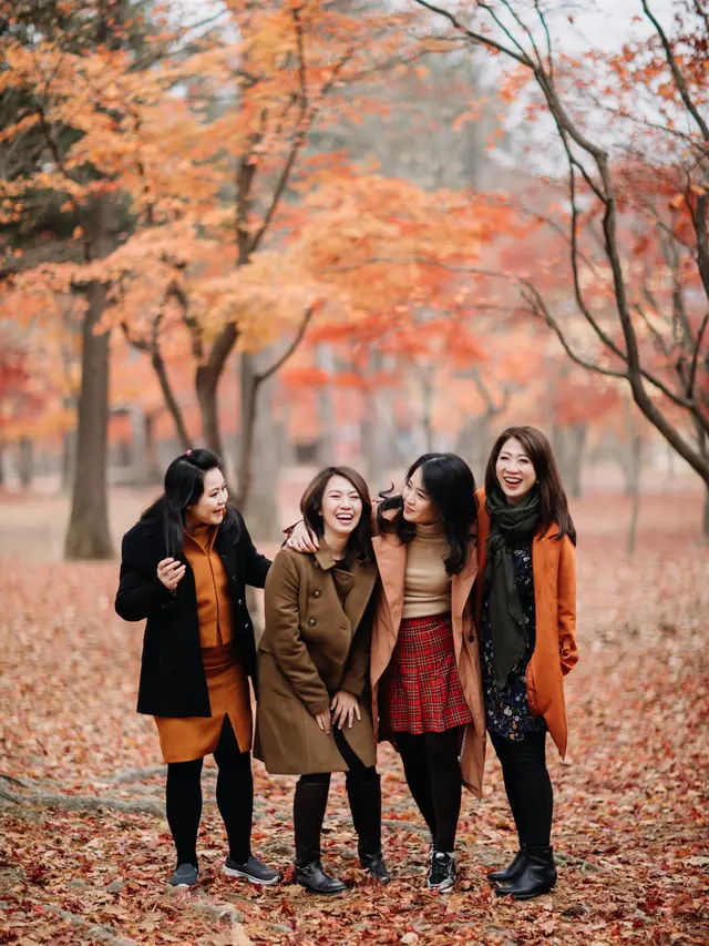 [Fimela] Friendship Travel Moments