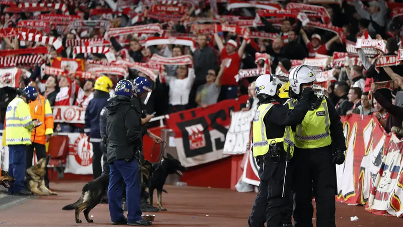 FOTO: Sempat Tertinggal, Arsenal Bangkit Kalahkan Cologne