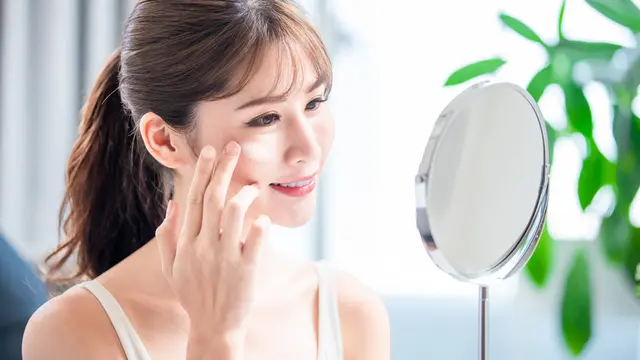 Pakai Sunscreen Malah Muncul White Cast? Begini Cara Mencegahnya