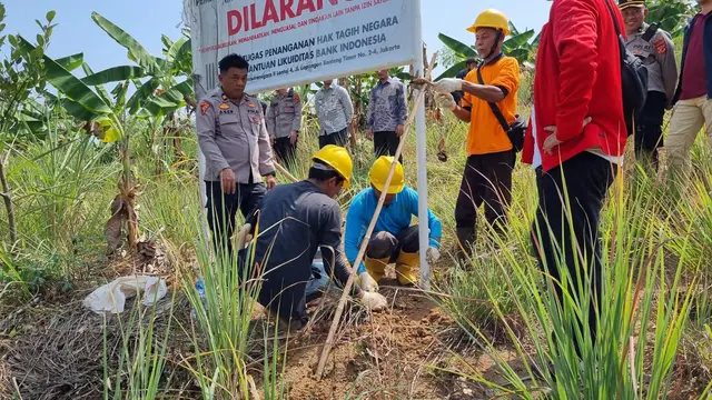 Satgas BLBI menyita aset properti eks BPPN/eks BLBI di Kabupaten Cianjur, Jawa Barat berupa tanah dengan luas keseluruhan 36.795 m2. Tanah ini terletak di Desa Karangnunggal, Kecamatan Cibeber, Kabupaten Cianjur. (Dok Satgas BLBI)