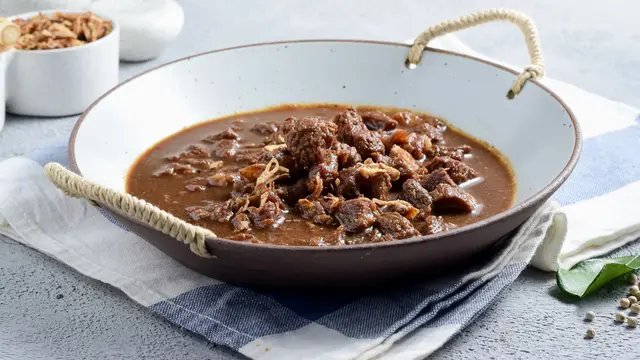 15 Makanan yang Enak Menemani Momen Lebaran di Rumah, Sudah Tahu Mau Masak yang Mana?