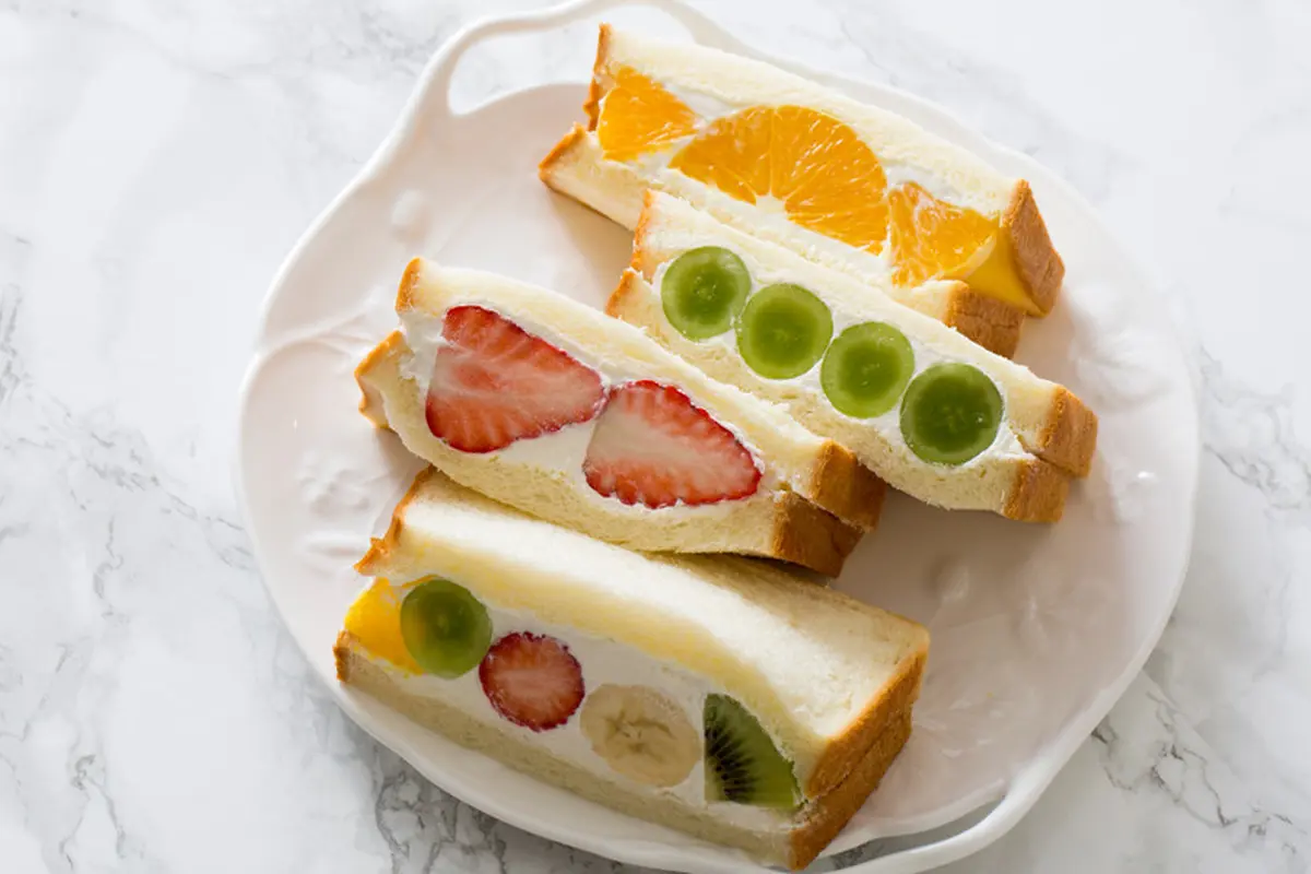 sandwich buah