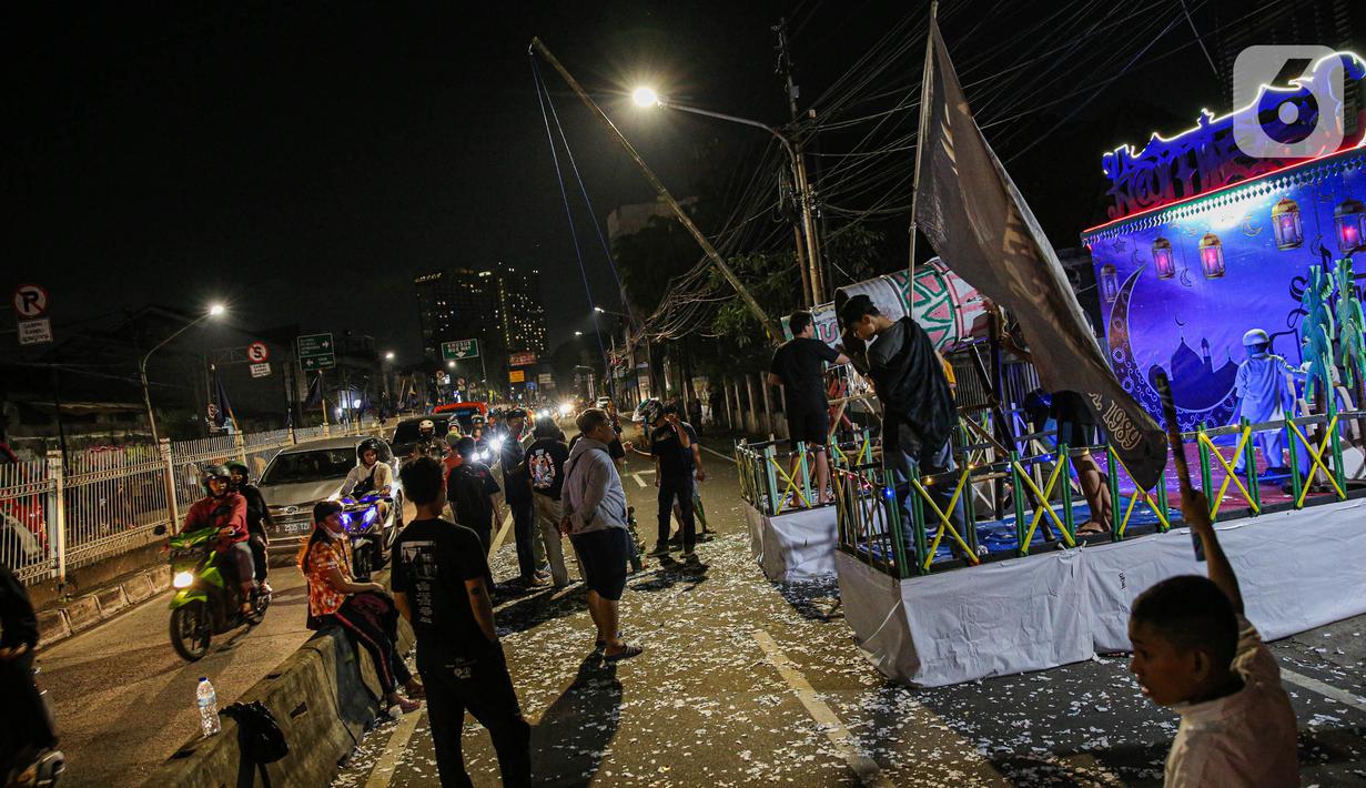 Biasanya malam takbiran di Indonesia diisi dengan berbagai kegiatan, bisa sesuai tradisi di masing-masing daerah. (Liputan6.com/Faizal Fanani)