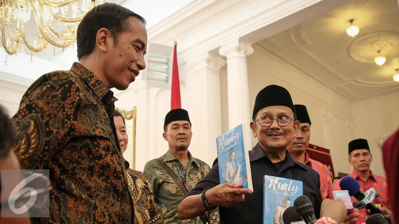 20151013-Habibie-Bertemu-Presiden-Jokowi-Jakarta