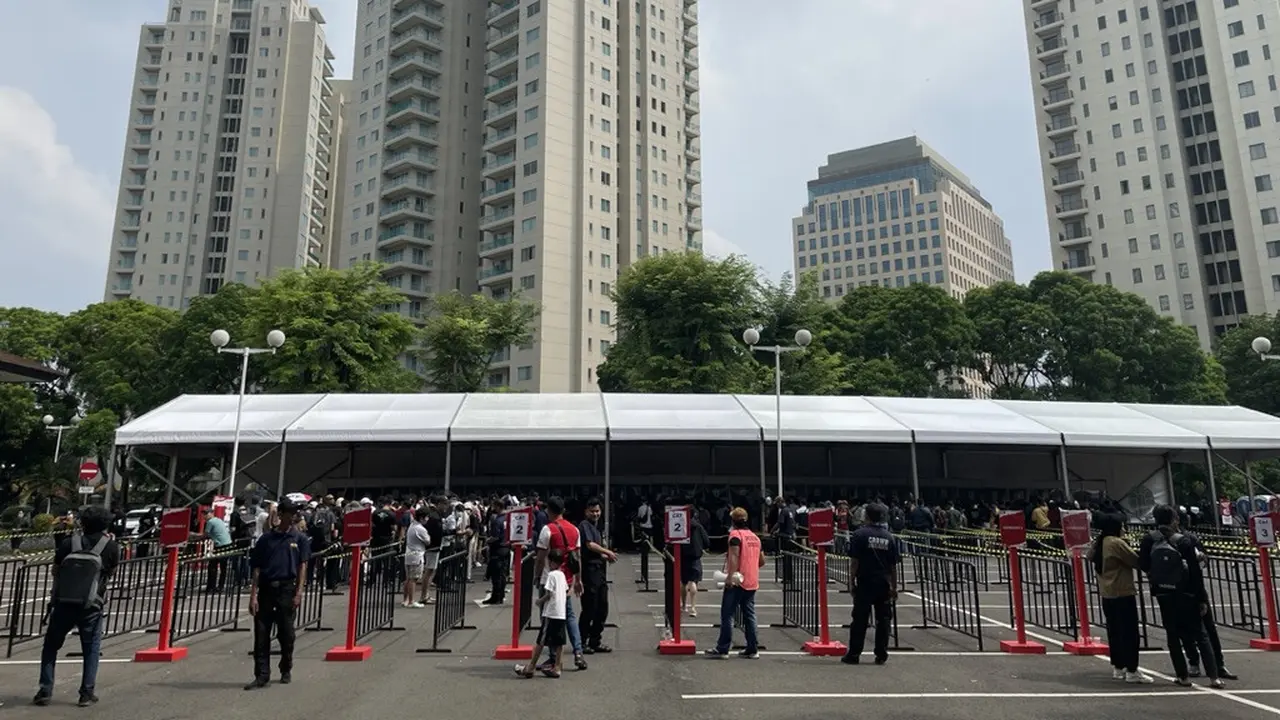Suasana Penukaran Tiket Indonesia vs Argentina