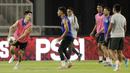 Pemain Timnas Malaysia, Brendan Gan, saat latihan jelang laga kualifikasi Piala Dunia di SUGBK, Jakarta, Rabu (4/9). Malaysia akan berhadapan dengan Indonesia. (Bola.com/M Iqbal Ichsan)