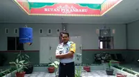 Kepala Rutan Sialang Bungkuk Klas IIB Pekanbaru, Riau, Azhar.  (Virda Elisya/JawaPos.com)