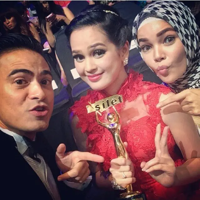 6 Momen Temu Kangen Cut Meyriska dan Dewi Sandra, Nostalgia Syuting CHSI