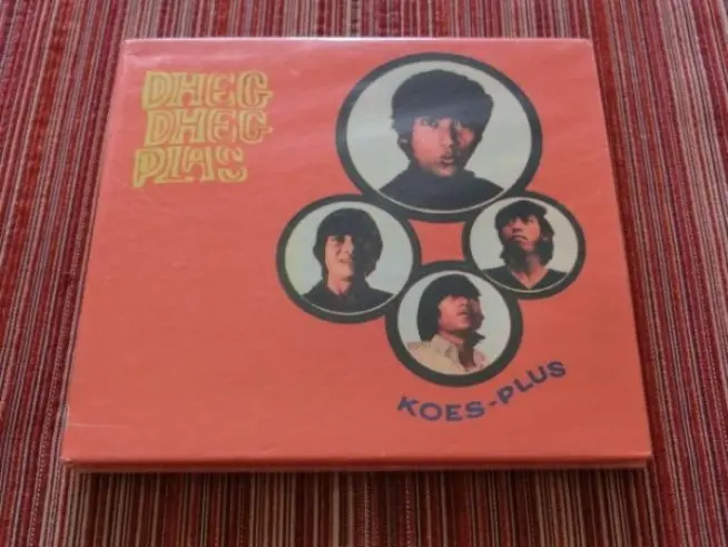 Sampul album pertama Koes Plus, Dheg Dheg Plas. (Yahoo! auction - ALEADO.COM)