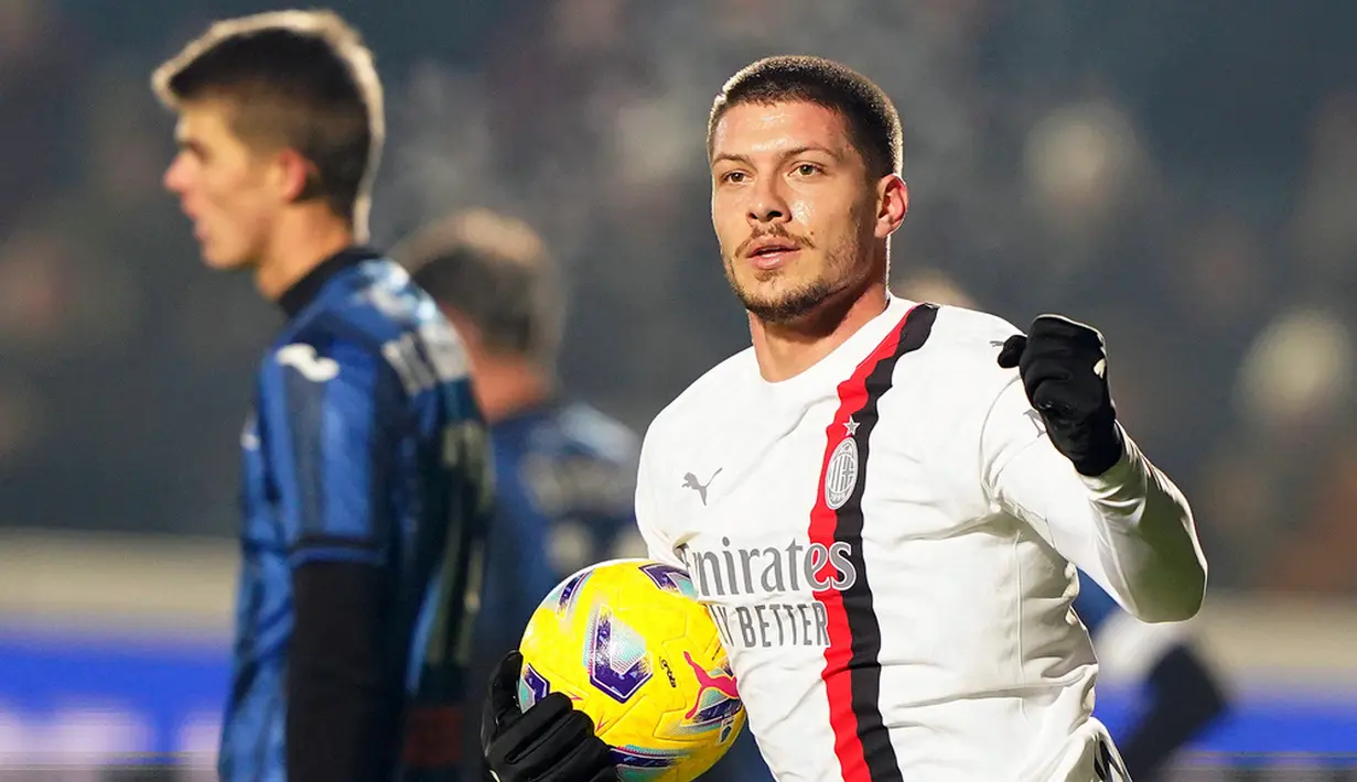 Atalanta menutup keunggulan 4-1 berkat gol Aleksei Miranchuk di menit ke-89. (Spada/LaPresse via AP)