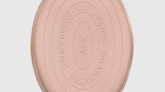 Gucci Diejek Karena Jual Tas Mirip Ember Pel