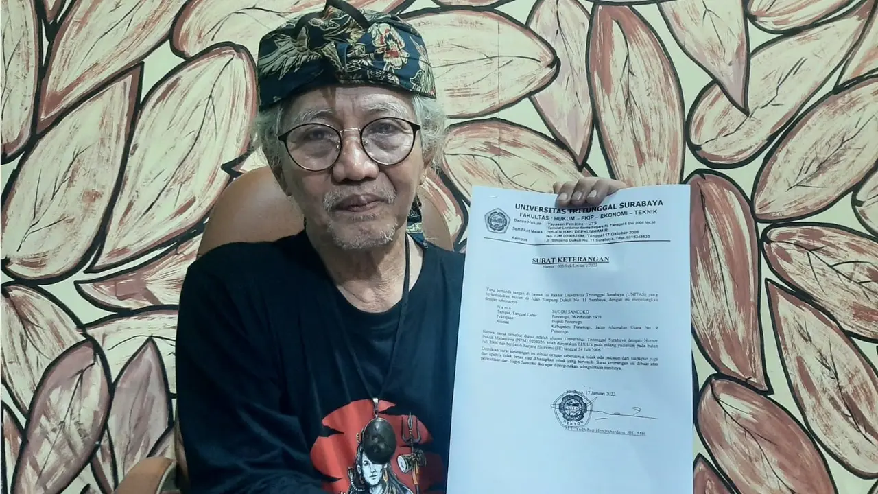 Rektor Univeristas Tri Tunggal Surabaya Yudhihari Hendrahardana. (Dian Kurniawan/Liputan6.com)