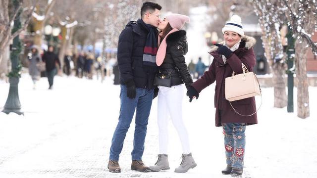 [Bintang] Liburan Artis Akhir Tahun