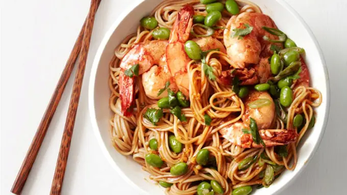 10 Menu Lezat Mi Goreng dan Rebus Paling Hits di Asia