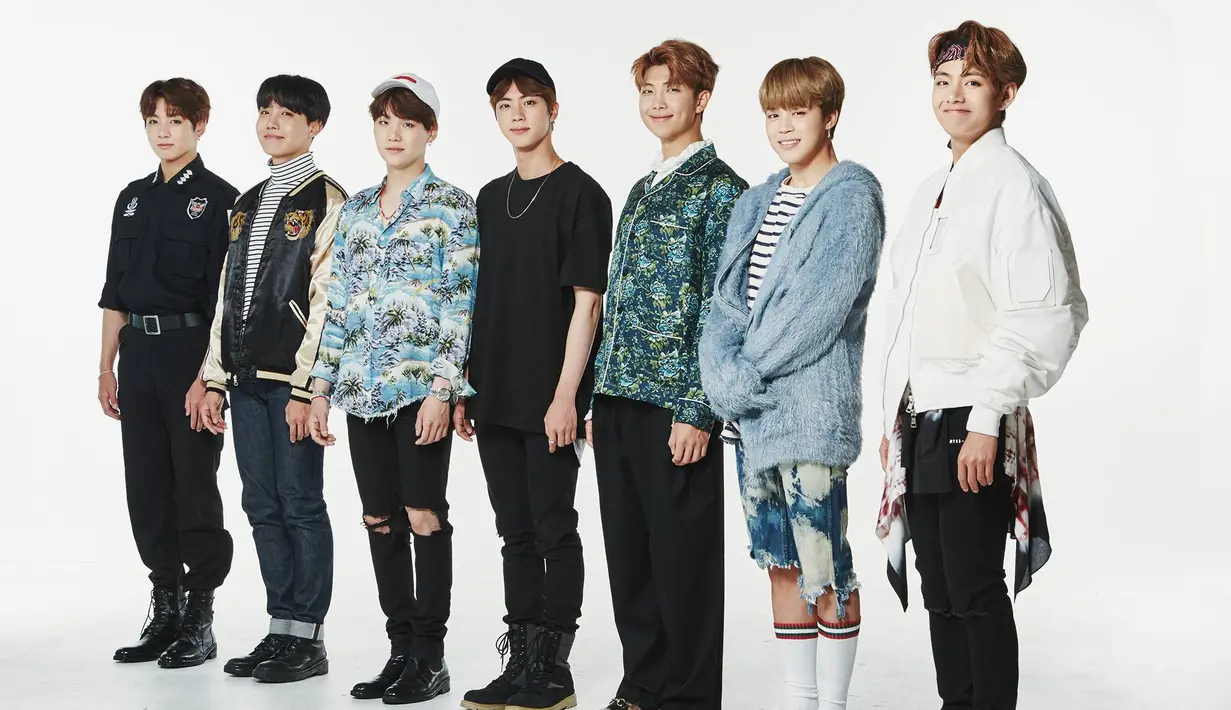 Tampaknya para ARMY diajak untuk mencari tahu lagu Euphoria ini berhubungan dengan jalan cerita dari video BTS yang mana. (Foto: Soompi.com)