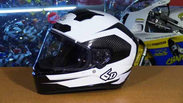 Helm 6D ATS-1